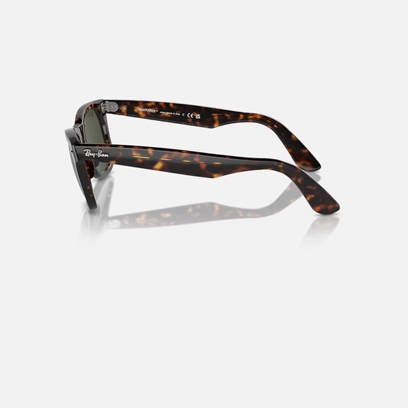 Ray-Ban Classic Wayfarers (Tortoise) - Picture 3 of 11